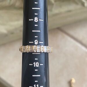 Elegant Gold and Silver Women's Ring